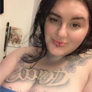 Meet your Posher, Alisha